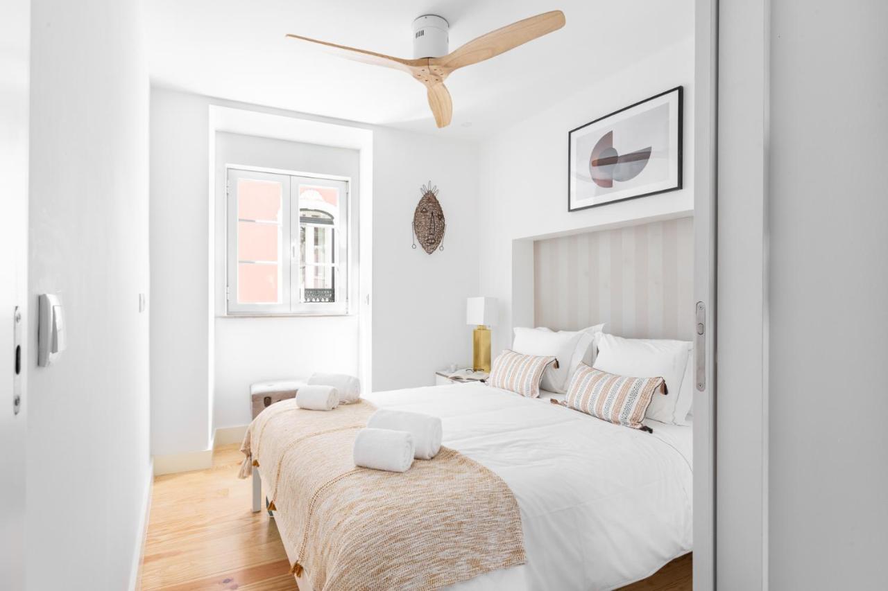 Joivy Principe Real 2Br Apt With Terrace Nearby Botanical Garden Of Lisboa Eksteriør billede