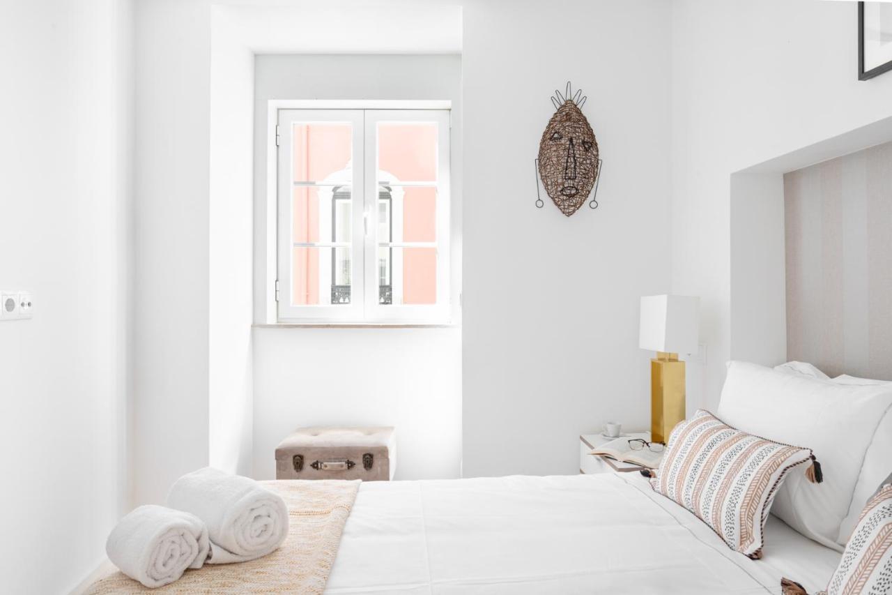 Joivy Principe Real 2Br Apt With Terrace Nearby Botanical Garden Of Lisboa Eksteriør billede